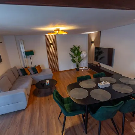 Kaya Charming 2-Bedroom Apartment-2